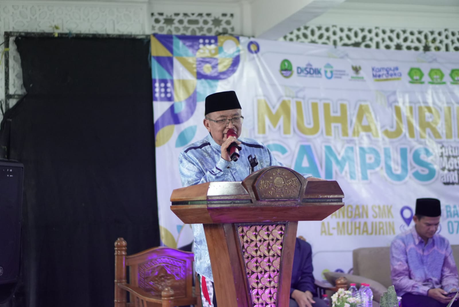 Di Ekspo Kampus SMK SMA 3 Al-Muhajirin, Syaikhuna Sampaikan Ciri-ciri Orang Sukses