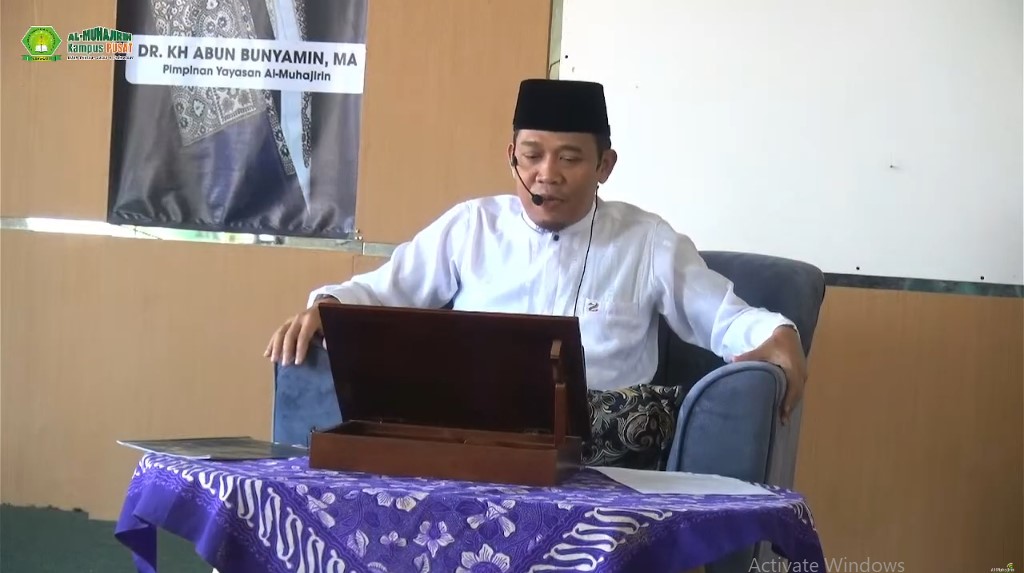 Pengajian Rutin Sabtu Pondok Pesantren Al-Muhajirin Pusat, Keagungan Syariat Islam yang Penuh Kemudahan